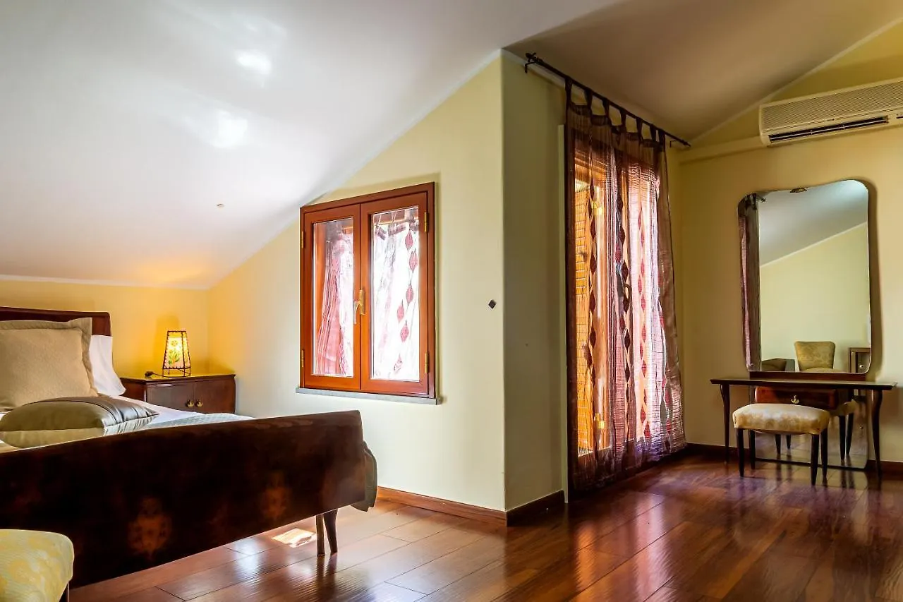 شقة Casa La Mora جيارديني ناكسوس 0*,  إيطاليا